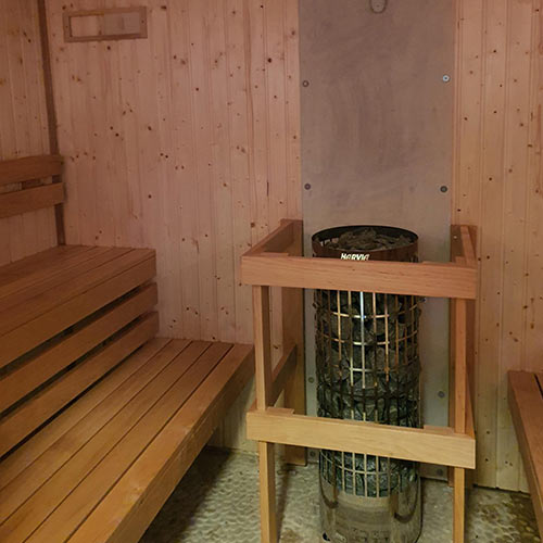 The spa and steam room at the gainsbrough club